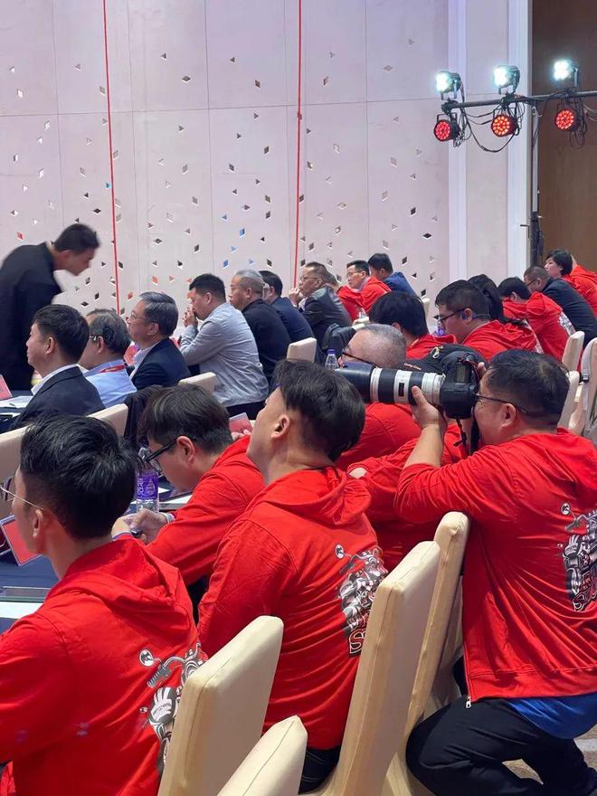 雪落摩道，潮起中原——潤滑油零售行業的變革與展望